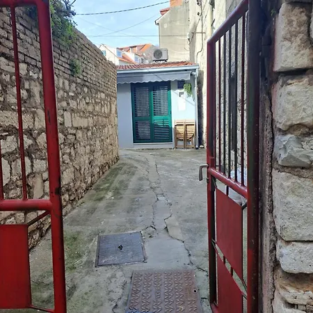 Cabana Old Town *
